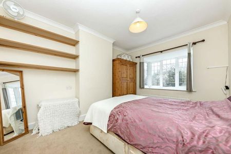 3 bedroom semi-detached house to rent - Photo 5