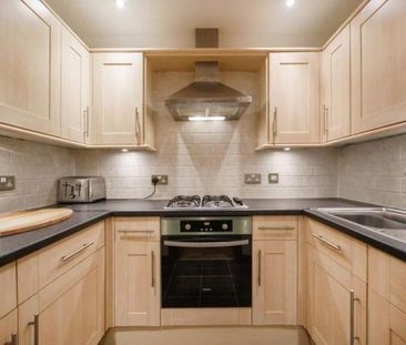 1 Bed Flat, Kennoway Drive, G11 - Photo 4