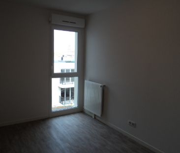 Location Appartement 2 pièces 42m² - Photo 2