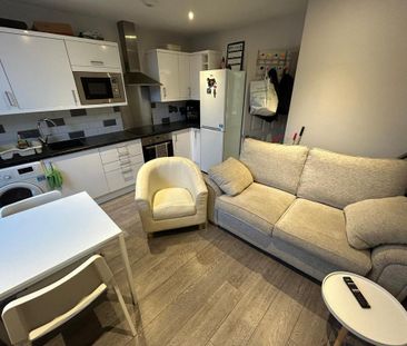 1 bedroom flat to rent - Photo 2