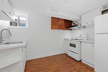 For Lease - 714 Grandview Drive Unit# Lower, Oshawa, Ontario - Photo 4