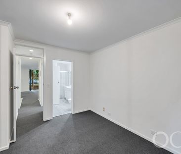 Open the Door To Fresh, Stylish Cityside Living - Photo 1