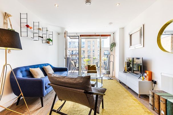 1 bedroom flat to rent - Photo 1