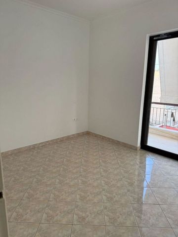 Διαμέρισμα για ενοικίαση Πλατεία Ελευθερίας (Κορυδαλλός) - Photo 4
