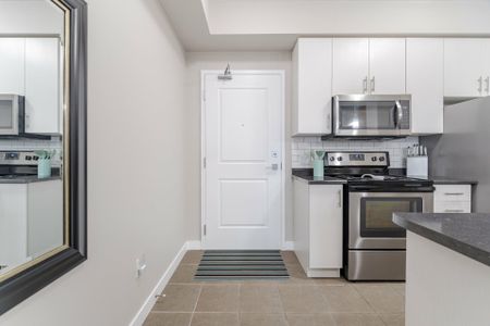 For Lease - 2490 Old Bronte Road Unit# 406, Oakville, Ontario - Photo 3