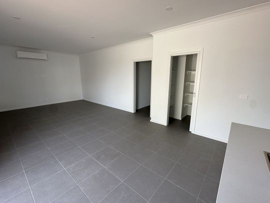 38 Numurkah Road,, Shepparton VIC 3630 - Photo 1