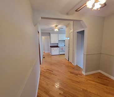 220 Maplewood Avenue Unit 1 - Photo 6