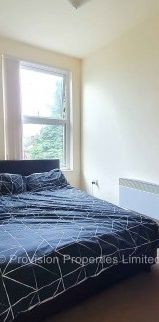 1 Bedroom Apartments in Leeds - Photo 1