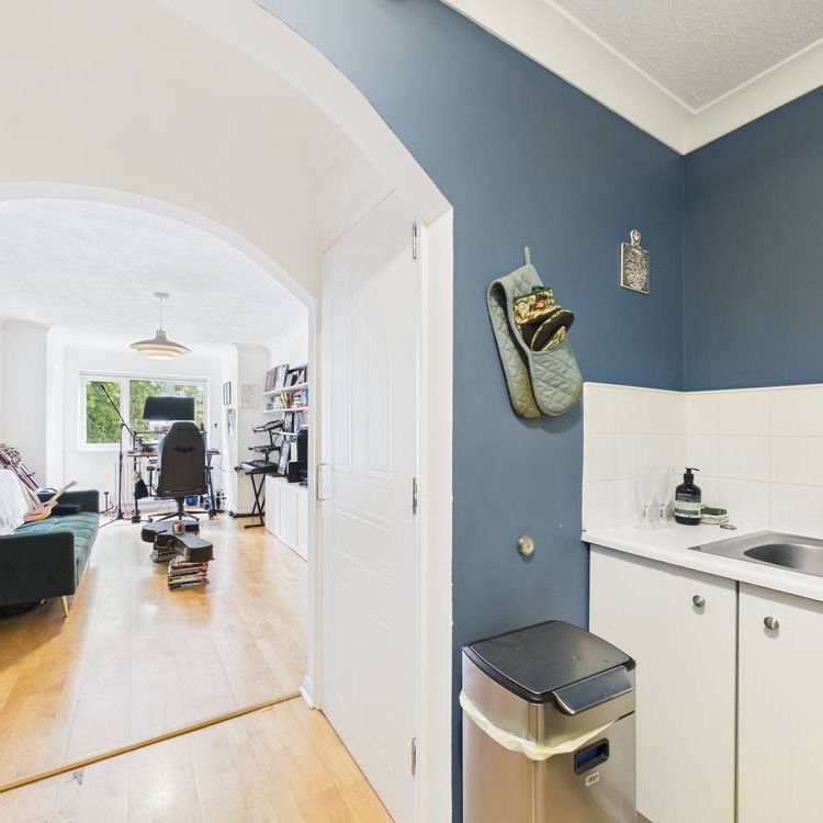 35 The Avenue, Beckenham, BR3, London - Photo 1