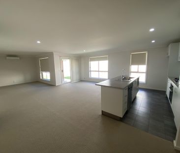 21 Royce Crescent, LAVINGTON NSW 2641 - Photo 6