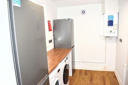 7 bedroom terraced house to rent - Photo 4