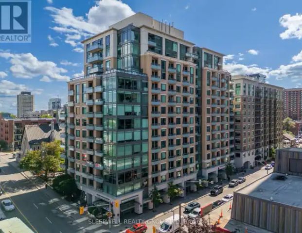 1212 - 238 BESSERER STREET | 1212 - 238 BESSERER STREET, Ottawa - Photo 1