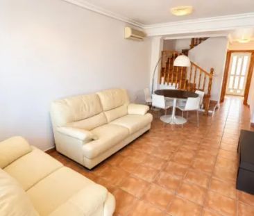 Casa adosada en alquiler en Dehesa de Campoamor-Aguamarina - Photo 1