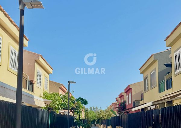 Chalet Adosado en alquiler en San Bartolomé de Tirajana – Las Palmas