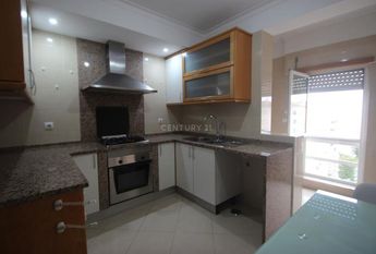 Apartamento T3 em Lisboa