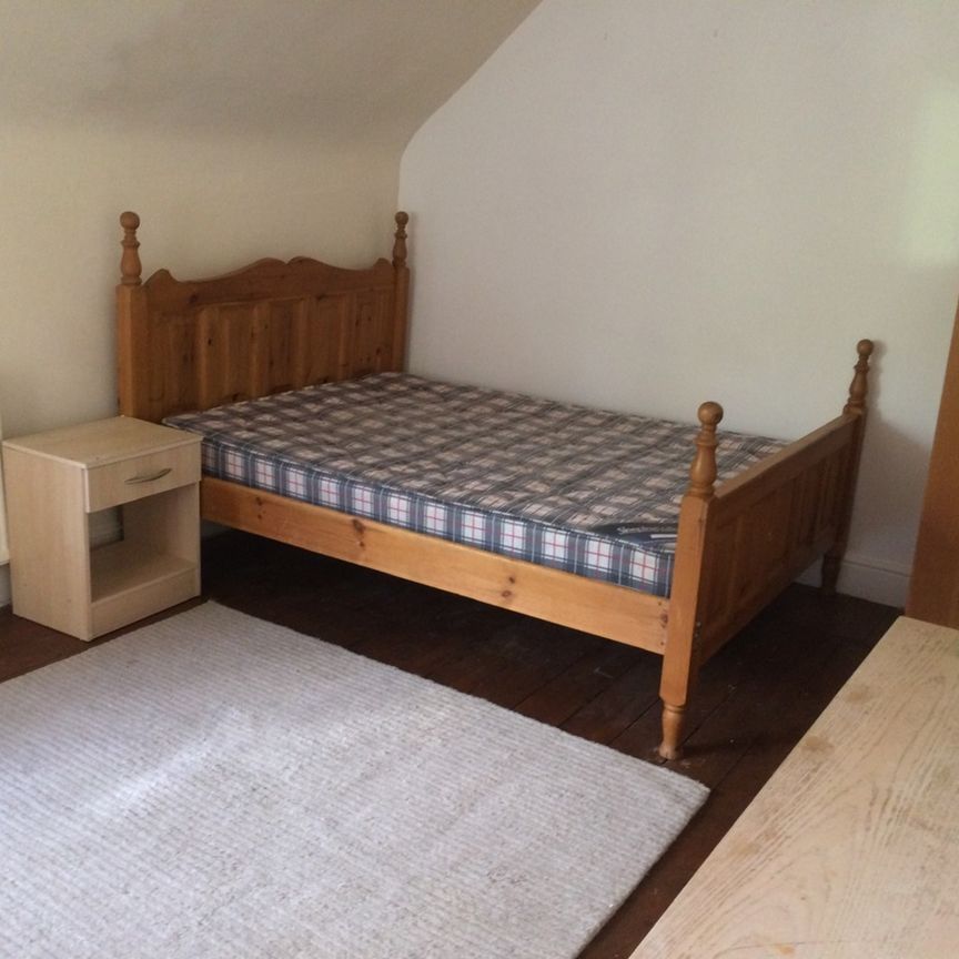 6 Bed Terraced House, Ladybarn Road, M14 - Photo 1