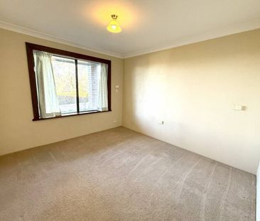 Spacious Family Home with Breathtaking Bushland Views and Flexible ... - Photo 5