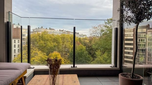 Appartement te huur - Photo 1