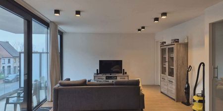 Appartement te huur in Oordegem voor € 850 met 2 slaapkamers - Photo 2