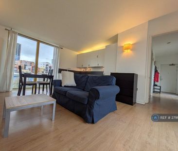 1 bedroom flat to rent - Photo 2