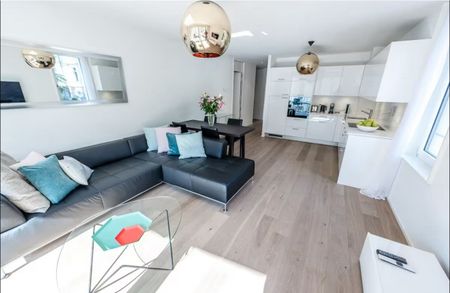 Bel appartement de standing de 3.5p meublé à Montreux avec vue au lac - Photo 3