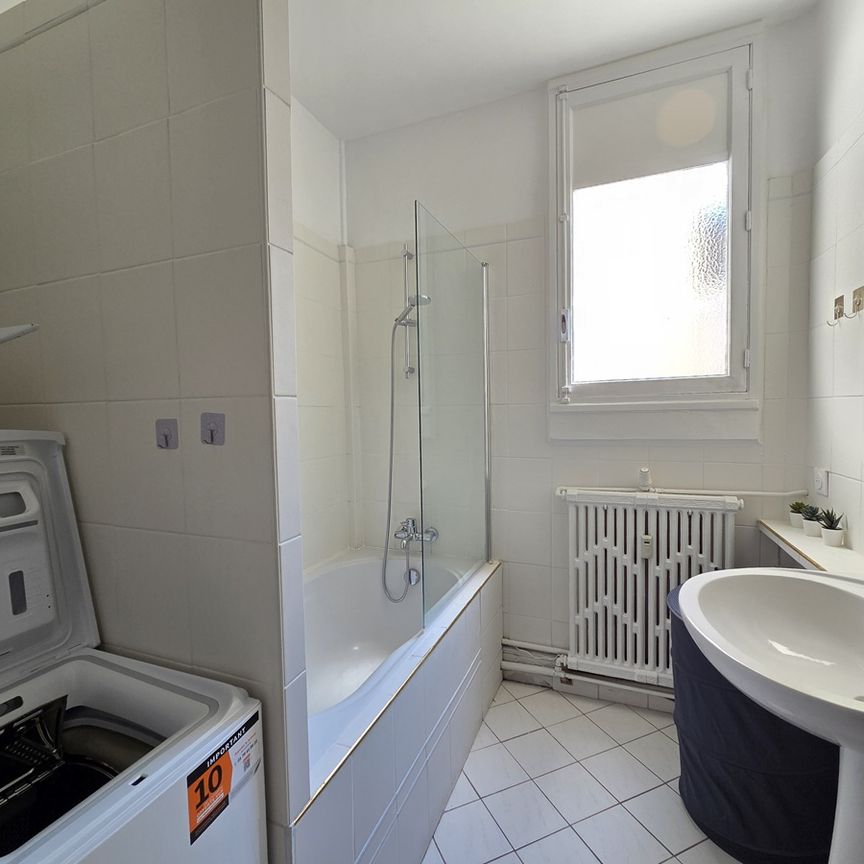 Location Appartement 3 pièces 62m² TROYES 10000 - Photo 1