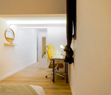 Carrer de la Mercè, Barcelona, Catalonia 08002 - Photo 3