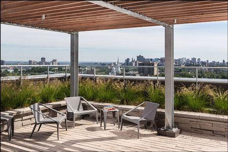 1140 Wellington St West, Hintonburg - Mechanicsville, Ottawa, ON - Photo 3