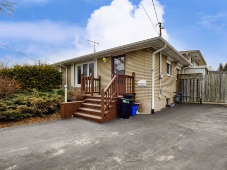 For Lease - 38 Cypress Street Unit# MAIN, St. Catharines, Ontario - Photo 4