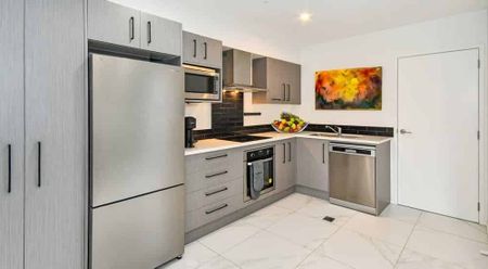 Modern home - Photo 4