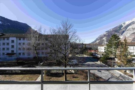 Immediately - your new home in a family neighborhood - Photo 5