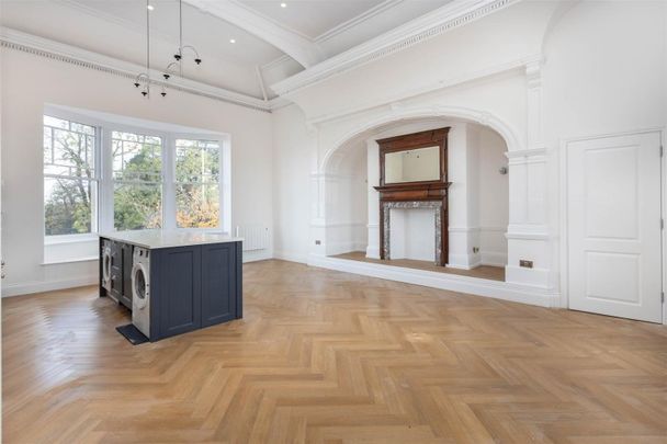 2 BED Apartment To rent - Photo 1