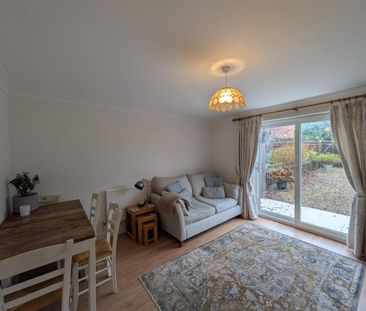 2 bedroom terraced house to rent - Photo 2