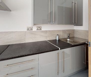 Studio to rent - Photo 3