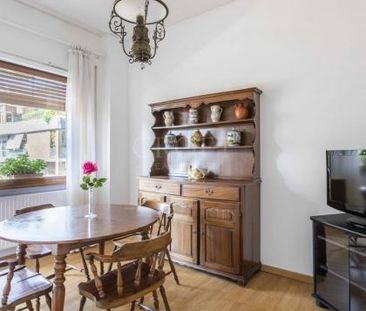 Piccolomini-St-Peters: Spacious 4 bedroom, 5 baths. Large living room, formal dining, terrace with panoramic view of St. Peters, parking, air conditioning. Ref 1490 - Photo 5