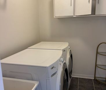 For Lease - 7 Settler's Court, Whitby, Ontario - Photo 6