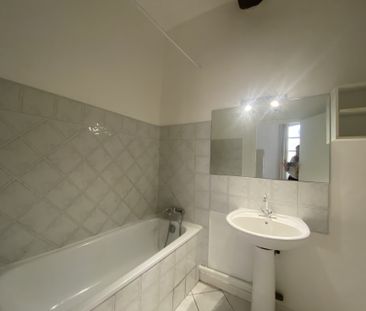 Appartement - Aix-En-Provence (13100) - 41.44 m² - - Photo 3