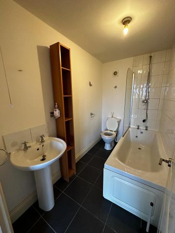 1 bedroom flat to rent - Photo 4