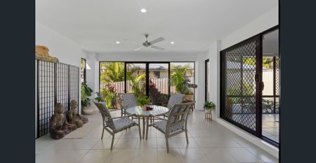 Modern Family Home with Pool - Coomera Waters Estate - Photo 5