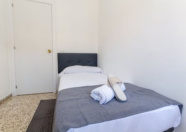 Calle Martínez Maldonado, Málaga, Andalusia 29007