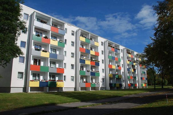 2-Raum-Wohnung mit offenem Wohn-/Essbereich - Foto 1