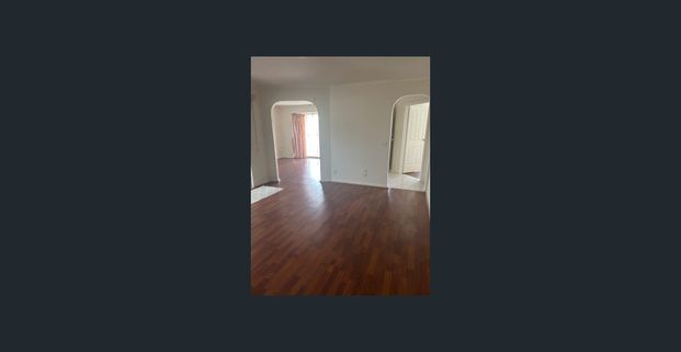 Cozy family home in a quiet location! - Photo 1