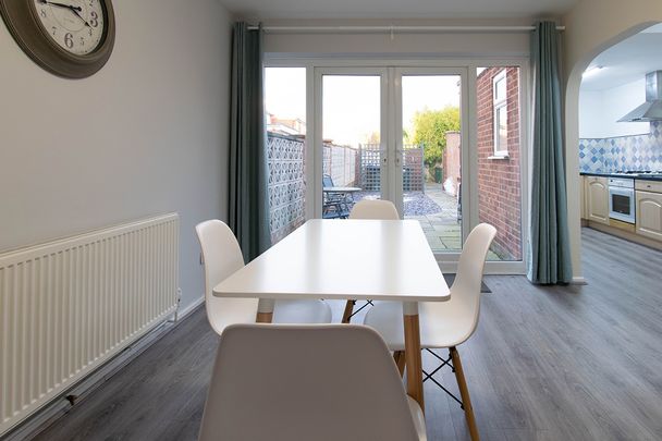 4 Bed Semi-Detached House, Leam Green, CV4 - Photo 1