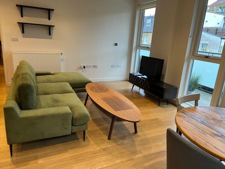 2 Bed Flat, Aura House, SW12 - Photo 2