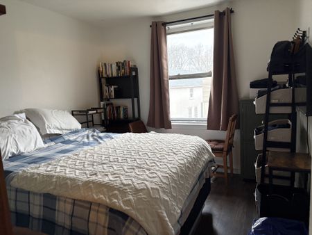 For Lease - 237 Main Street Unit# 1, Newmarket, Ontario - Photo 3