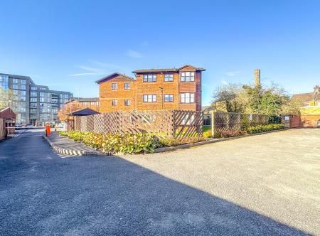 West Street, Watford, WD17 - Photo 1