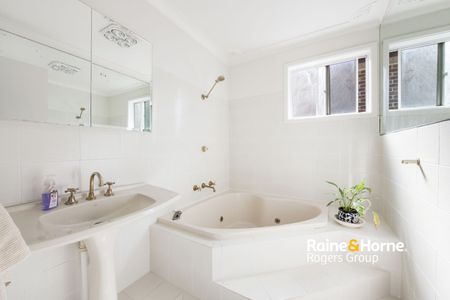 Spacious Family Home with Pool & Studio in the Sought-After Avenues - Photo 5