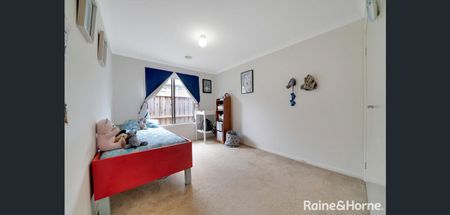 35 Wing Circuit, Tarneit, VIC 3029 - Photo 4