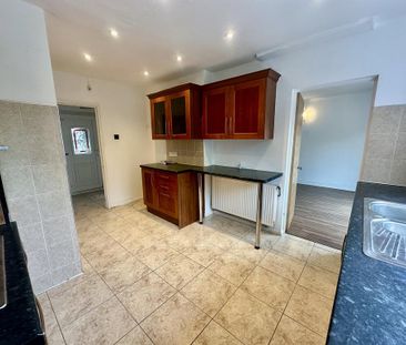 3 bedroom house to rent - Photo 3
