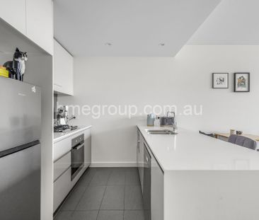 Northeast Aspect | Corner Block | Tranquil Garden Facing | Study No... - Photo 4